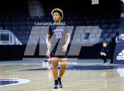 Thumbnail 2 in Omaha Central vs. Millard South (Metro Tournament Final) photogallery.