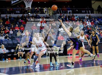 Thumbnail 2 in Omaha Central vs. Millard South (Metro Tournament Final) photogallery.