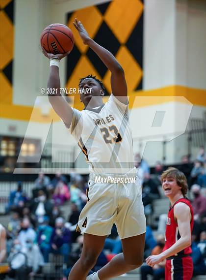 Thumbnail 1 in Avon vs. Plainfield (Sectional Semifinal) photogallery.