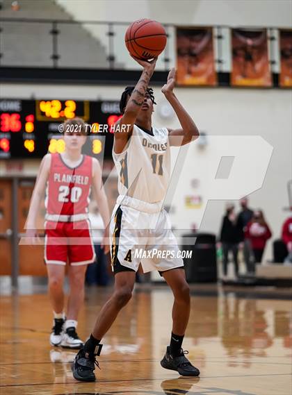 Thumbnail 2 in Avon vs. Plainfield (Sectional Semifinal) photogallery.