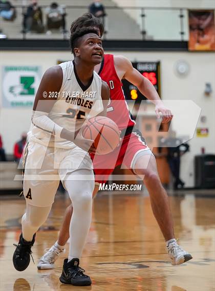 Thumbnail 1 in Avon vs. Plainfield (Sectional Semifinal) photogallery.