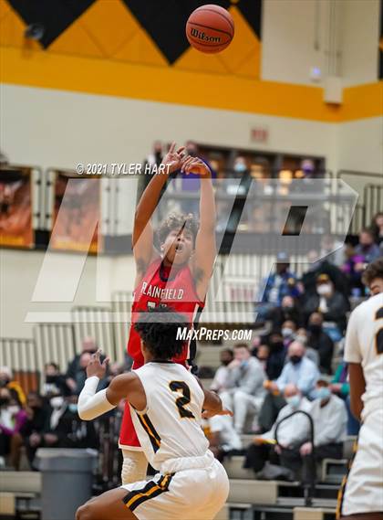Thumbnail 2 in Avon vs. Plainfield (Sectional Semifinal) photogallery.