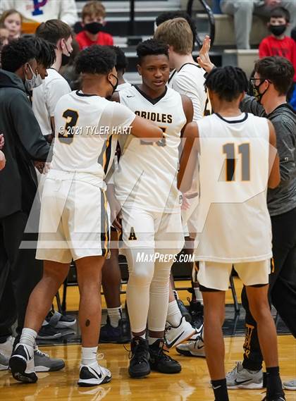 Thumbnail 1 in Avon vs. Plainfield (Sectional Semifinal) photogallery.