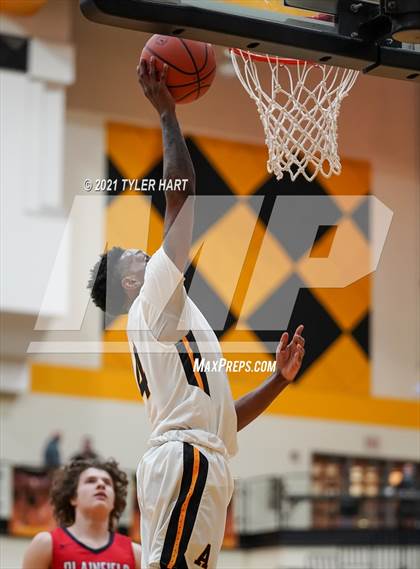 Thumbnail 1 in Avon vs. Plainfield (Sectional Semifinal) photogallery.