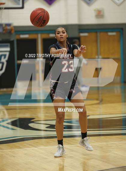 Thumbnail 3 in The Meadows School vs. Sports Leadership & Management photogallery.
