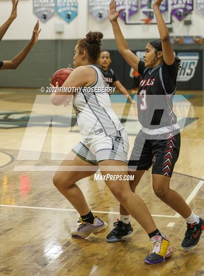 Thumbnail 3 in The Meadows School vs. Sports Leadership & Management photogallery.
