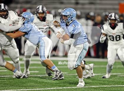 Thumbnail 3 in Dallas vs. Aliquippa (PIAA 4A Championship) photogallery.