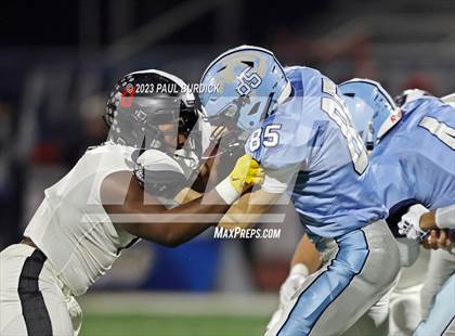 Thumbnail 2 in Dallas vs. Aliquippa (PIAA 4A Championship) photogallery.