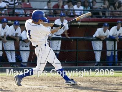 Thumbnail 3 in Montgomery vs. Grossmont (D2 Section Final) photogallery.