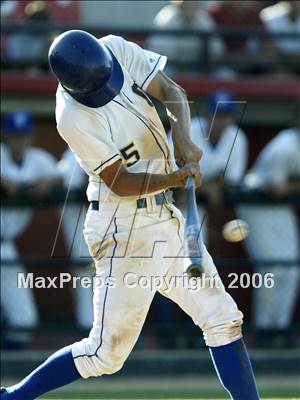 Thumbnail 2 in Montgomery vs. Grossmont (D2 Section Final) photogallery.