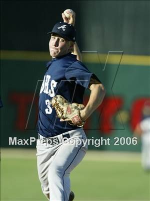 Thumbnail 1 in Montgomery vs. Grossmont (D2 Section Final) photogallery.