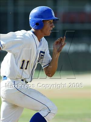 Thumbnail 3 in Montgomery vs. Grossmont (D2 Section Final) photogallery.