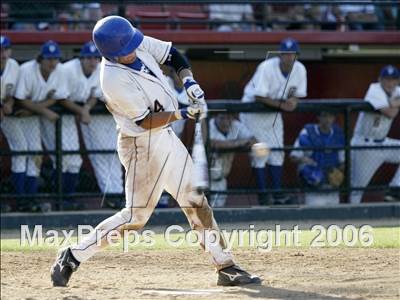 Thumbnail 2 in Montgomery vs. Grossmont (D2 Section Final) photogallery.