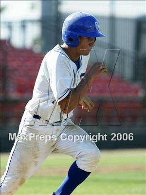 Thumbnail 3 in Montgomery vs. Grossmont (D2 Section Final) photogallery.