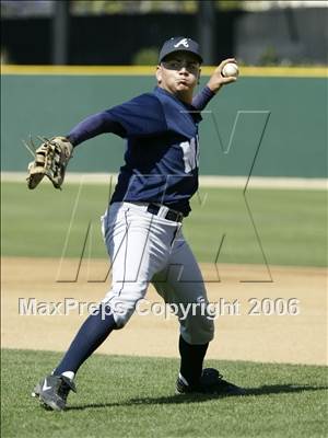 Thumbnail 3 in Montgomery vs. Grossmont (D2 Section Final) photogallery.