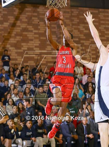Thumbnail 3 in Harvard-Westlake vs. Loyola photogallery.