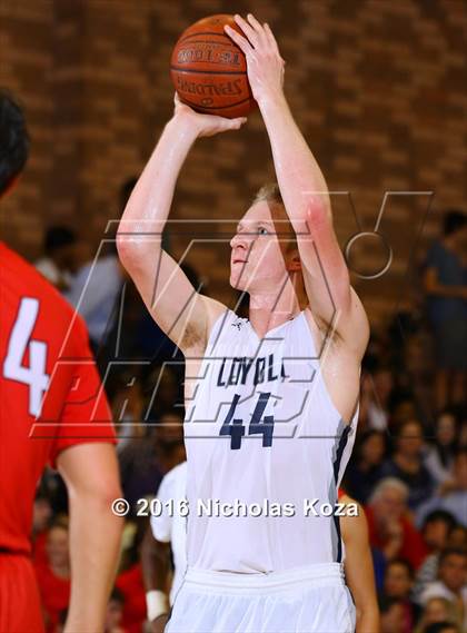 Thumbnail 3 in Harvard-Westlake vs. Loyola photogallery.
