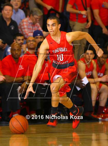 Thumbnail 2 in Harvard-Westlake vs. Loyola photogallery.
