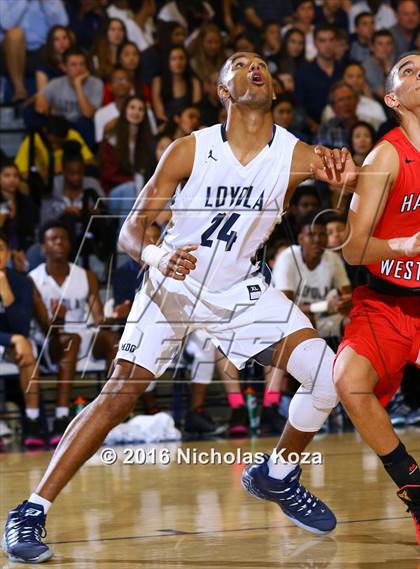 Thumbnail 2 in Harvard-Westlake vs. Loyola photogallery.