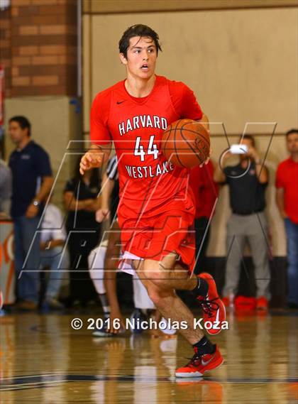 Thumbnail 3 in Harvard-Westlake vs. Loyola photogallery.