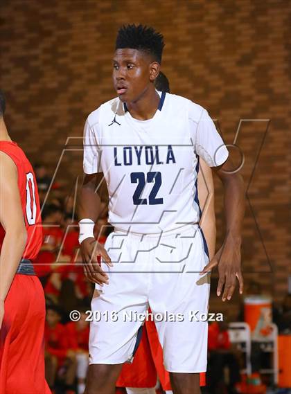 Thumbnail 1 in Harvard-Westlake vs. Loyola photogallery.