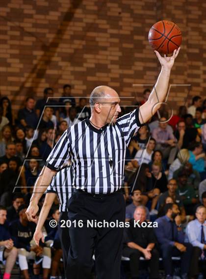 Thumbnail 1 in Harvard-Westlake vs. Loyola photogallery.