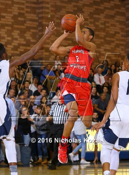 Thumbnail 2 in Harvard-Westlake vs. Loyola photogallery.