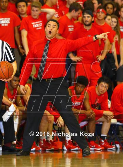 Thumbnail 3 in Harvard-Westlake vs. Loyola photogallery.