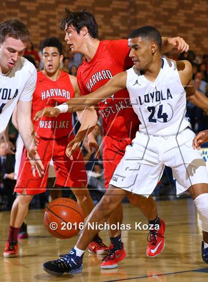 Thumbnail 2 in Harvard-Westlake vs. Loyola photogallery.
