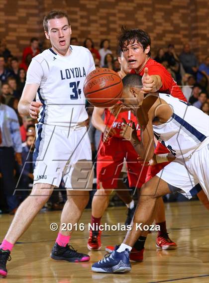Thumbnail 1 in Harvard-Westlake vs. Loyola photogallery.