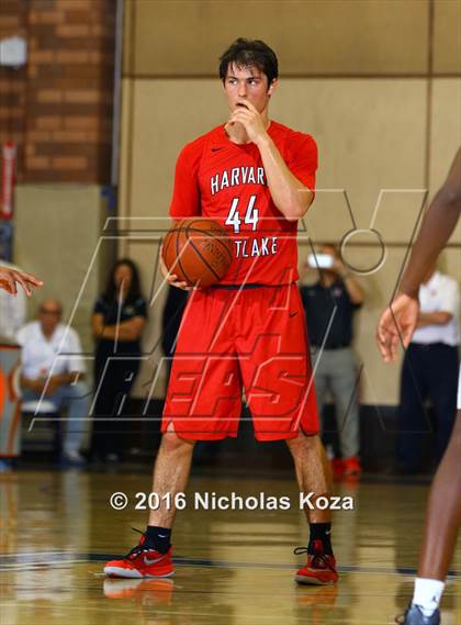 Thumbnail 3 in Harvard-Westlake vs. Loyola photogallery.