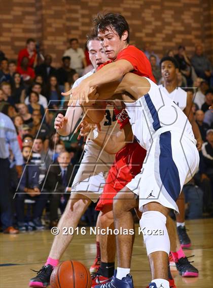 Thumbnail 3 in Harvard-Westlake vs. Loyola photogallery.