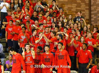 Thumbnail 2 in Harvard-Westlake vs. Loyola photogallery.