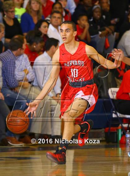 Thumbnail 3 in Harvard-Westlake vs. Loyola photogallery.