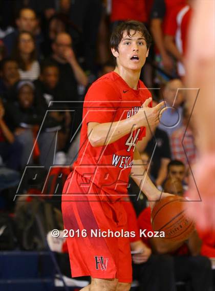 Thumbnail 2 in Harvard-Westlake vs. Loyola photogallery.