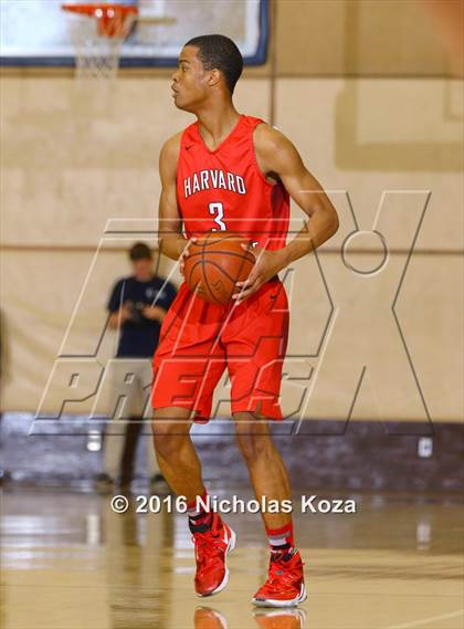 Thumbnail 1 in Harvard-Westlake vs. Loyola photogallery.