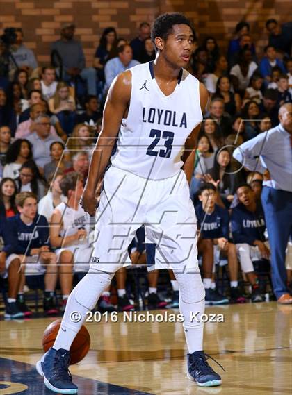 Thumbnail 3 in Harvard-Westlake vs. Loyola photogallery.