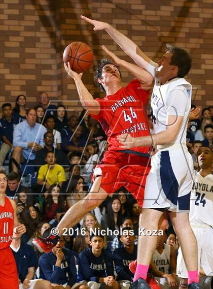 Thumbnail 3 in Harvard-Westlake vs. Loyola photogallery.