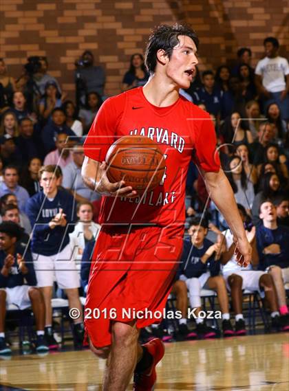 Thumbnail 1 in Harvard-Westlake vs. Loyola photogallery.