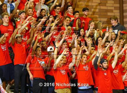 Thumbnail 2 in Harvard-Westlake vs. Loyola photogallery.