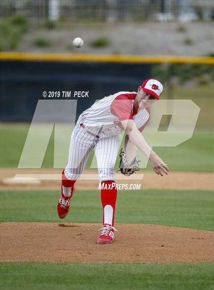 Thumbnail 2 in El Modena vs Woodbridge (Ryan Lemmon Spring Invitational) photogallery.