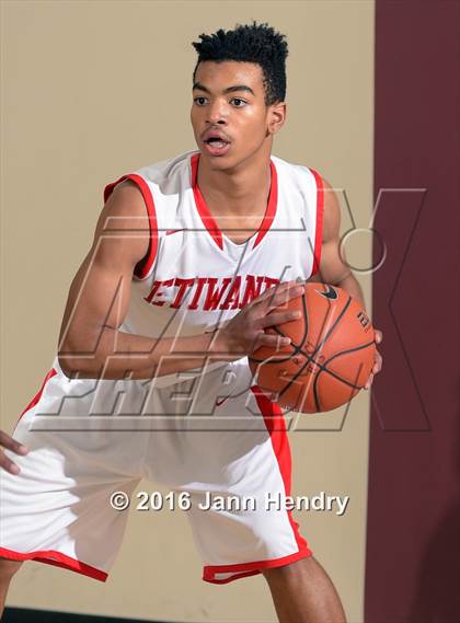 Thumbnail 2 in Etiwanda vs. Desert Pines (MaxPreps Holiday Classic) photogallery.