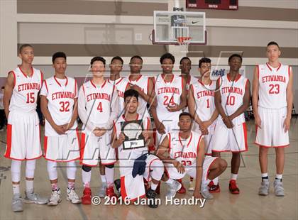 Thumbnail 1 in Etiwanda vs. Desert Pines (MaxPreps Holiday Classic) photogallery.