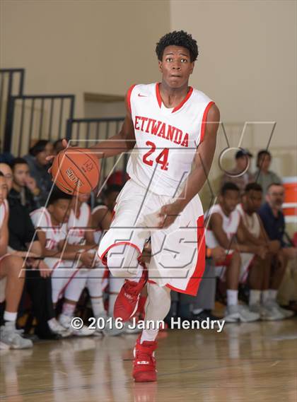 Thumbnail 2 in Etiwanda vs. Desert Pines (MaxPreps Holiday Classic) photogallery.