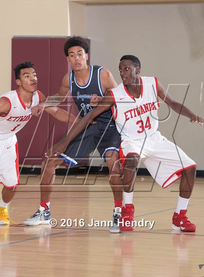 Thumbnail 1 in Etiwanda vs. Desert Pines (MaxPreps Holiday Classic) photogallery.