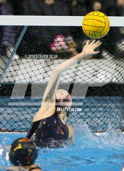 Thumbnail 3 in Torrey Pines vs. Westview (CIF SDS D1 Final) photogallery.