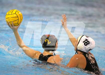 Thumbnail 3 in Torrey Pines vs. Westview (CIF SDS D1 Final) photogallery.