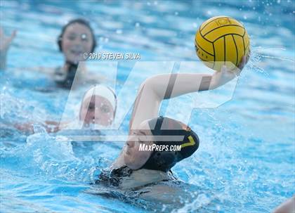 Thumbnail 3 in Torrey Pines vs. Westview (CIF SDS D1 Final) photogallery.