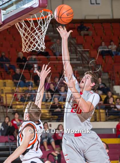 Thumbnail 1 in Nocona vs. Holliday (Fantasy of Lights) photogallery.