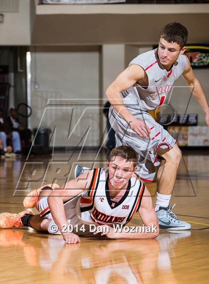 Thumbnail 3 in Nocona vs. Holliday (Fantasy of Lights) photogallery.